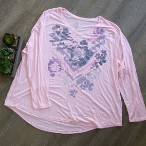Women's plus sized pink long sleeve top. 5x